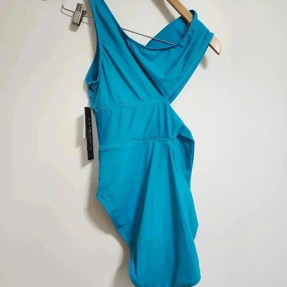 La Blanca-One shoulder/side tie one piece - Picture 3 of 4